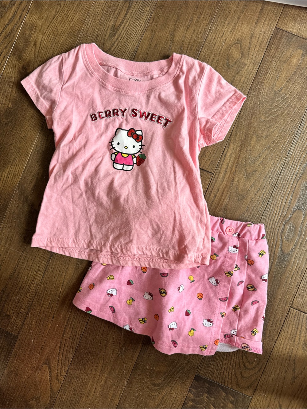 Sanrio Hello Kitty Pink 'Berry Sweet' skort Set